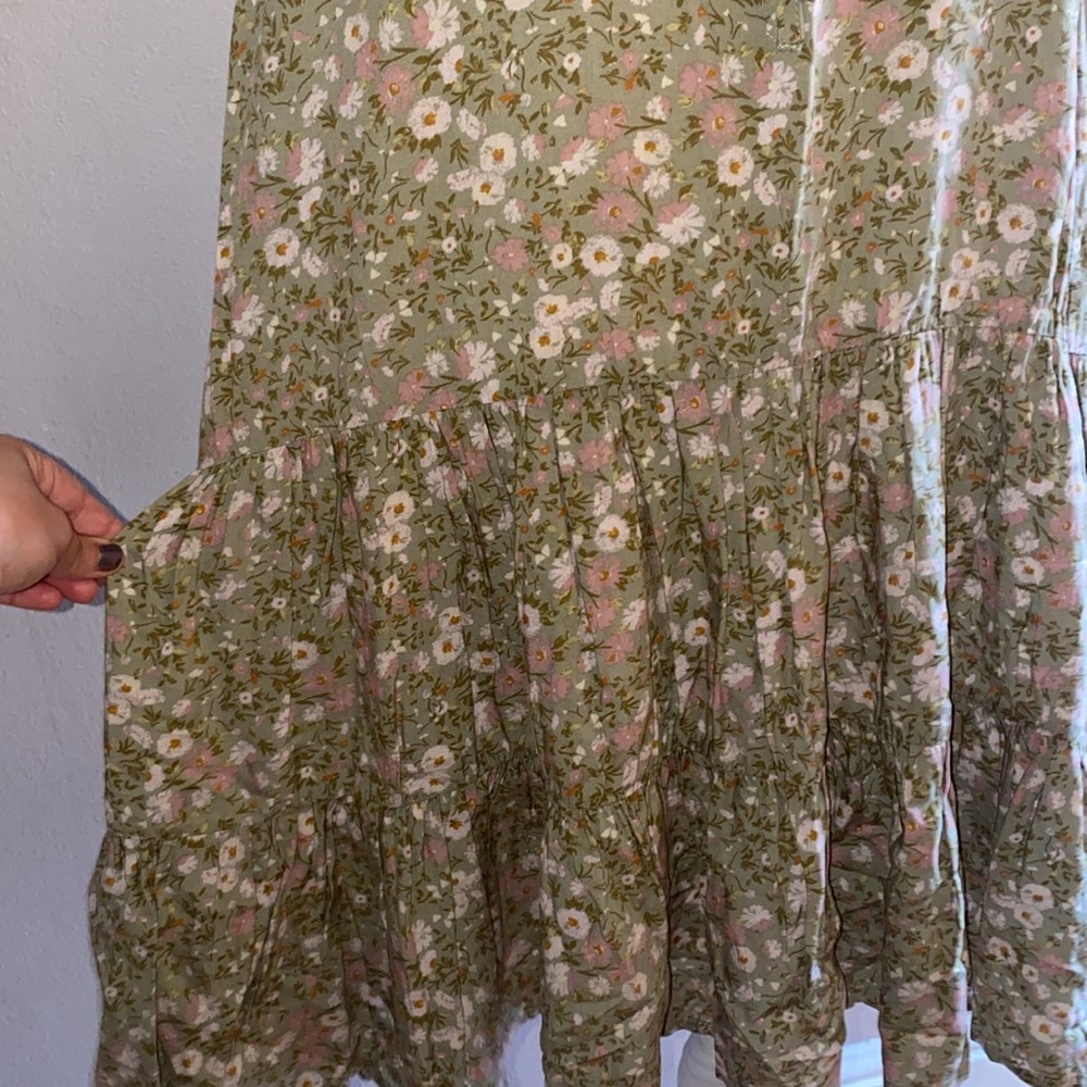 Dress Forum Tiered Floral Sundress - Picture 4 of 15